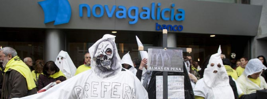 La Xunta defiende que no se agote  el plazo de venta  de Novagalicia