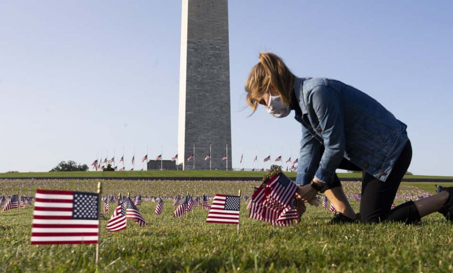 Estados Unidos supera los 200.000 muertos en medio de una encrucijada electoral