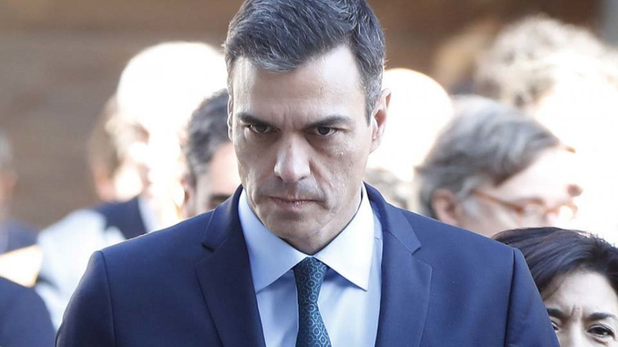 La campaña  pone en riesgo  la mayoría de Pedro Sánchez  para aprobar reales decretos