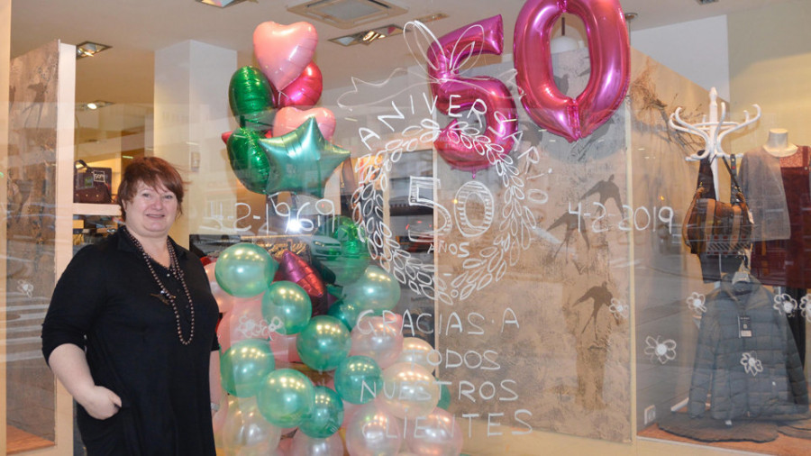 Reportaje | La tienda Eva celebra sus cincuenta años al lado de sus clientes