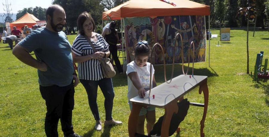 Masiva afluencia a la jornada de juegos infantiles del parque del
Río Freixeiro