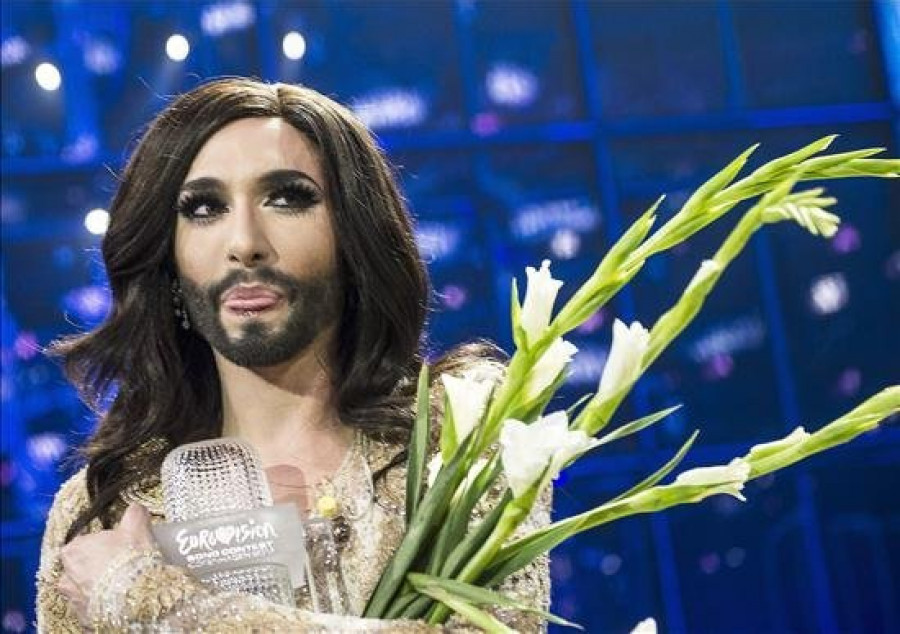 La cantante austríaca Conchita Wurst publica su primer disco