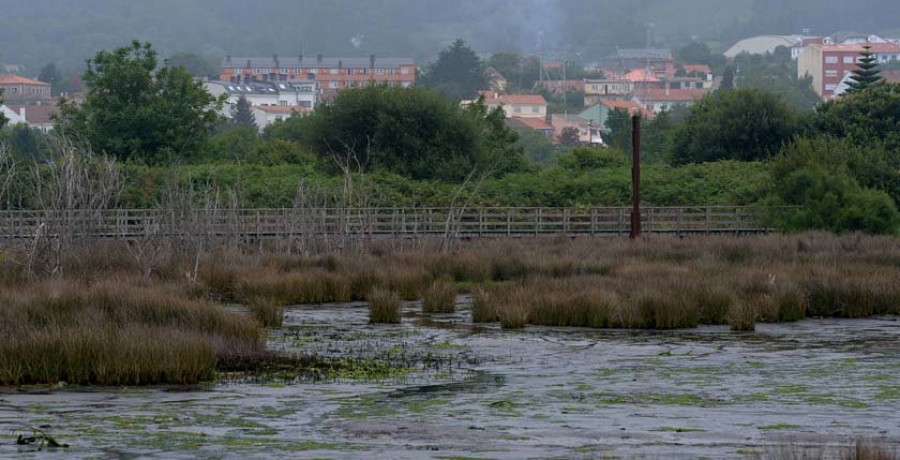 La Xunta invertirá 600.000 euros en canalizar los vertidos de la fachada marítima de Neda