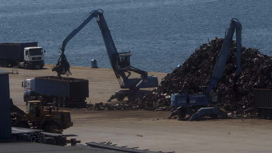 El puerto de Ferrol cierra el primer semestre de 2019 con una ligera caída de actividad