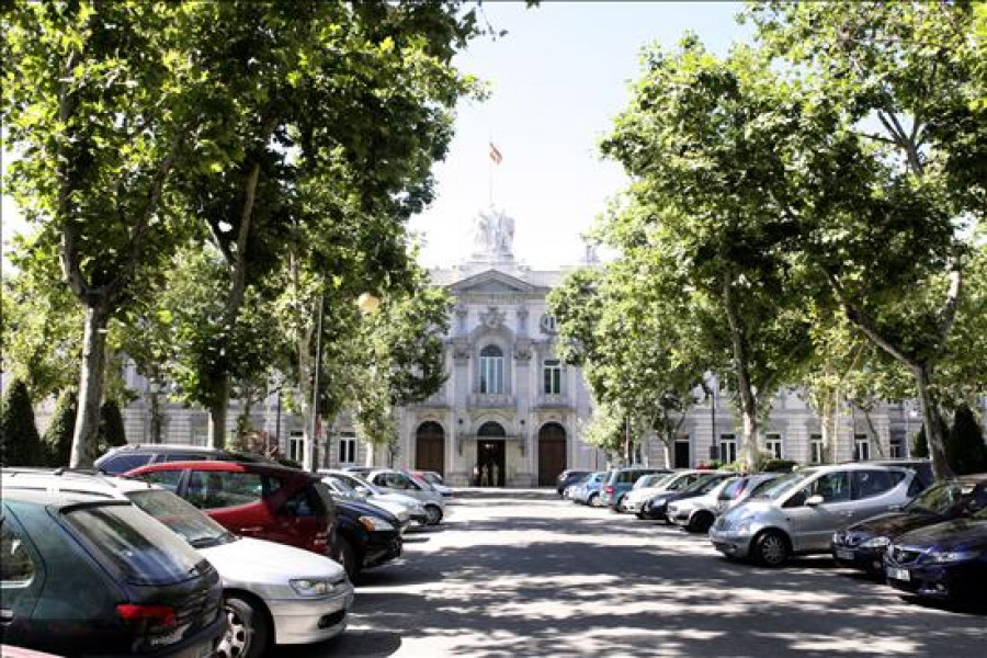 Las empresas con ERE no pueden esgrimir las mismas razones para despedir, según el TS