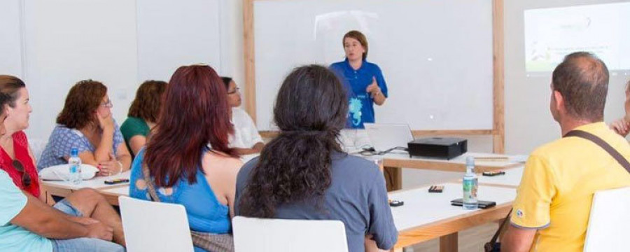 NARÓN - El proyecto educativo Nenoos ultima su desembarco en el municipio
