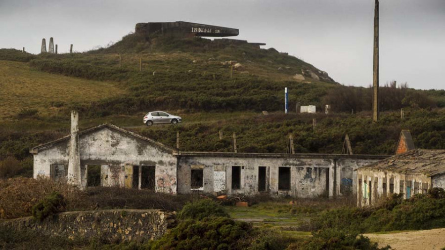 Ferrol prepara un plan de recuperación de las baterías de costa con el apoyo económico de la Diputación