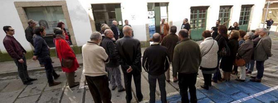 Un Ateneo Ferrolán sin junta directiva celebra cuatro décadas de actividad