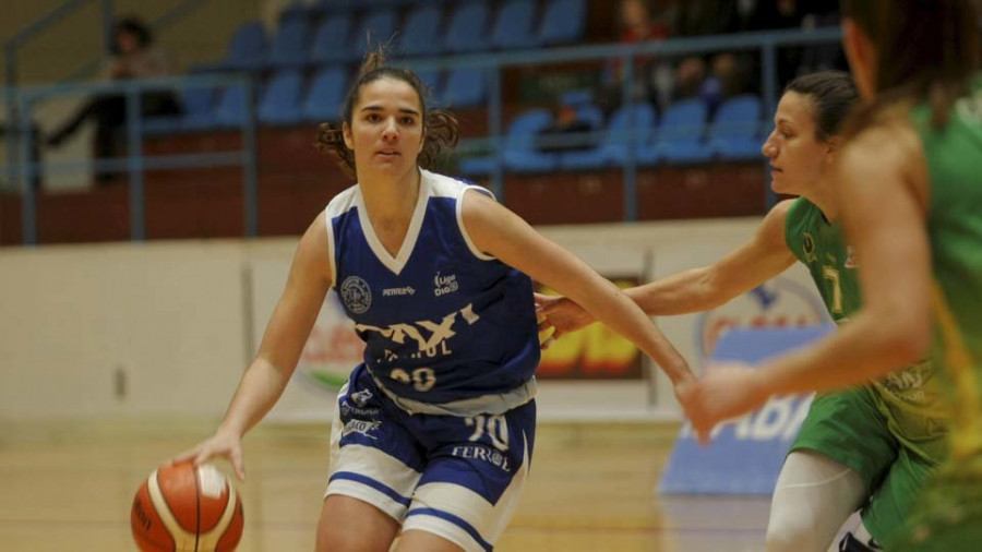 Natalia Rodríguez liga su futuro al del Baxi Ferrol