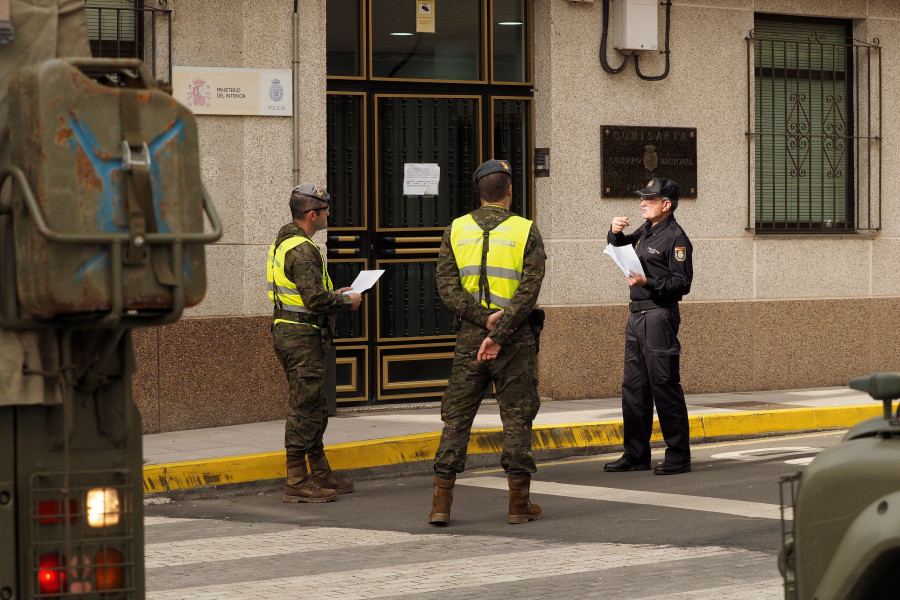 La Policía insta a extremar las precauciones a los ferrolanos ante las estafas como las desinfecciones a domicilio