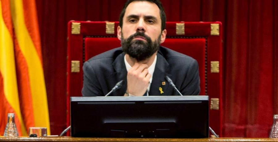 El Parlament reivindica poder investir a Puigdemont y exige que se libere a los presos
