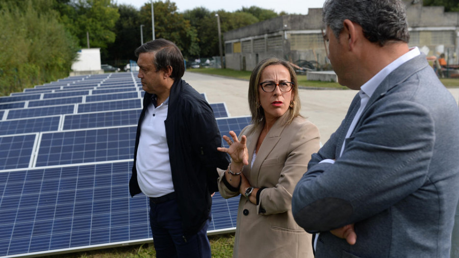La Xunta supervisa la instalación fotovoltaica de la EDAR de Cedeira