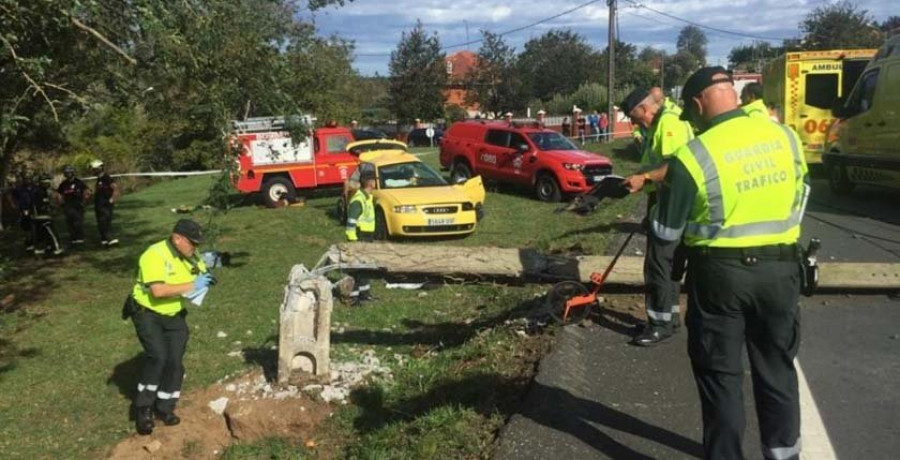 Conmoción por los tres muertos en un accidente de tráfico en Valdoviño