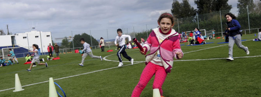FENE- Más de 600 escolares participan en una jornada sobre atletismo