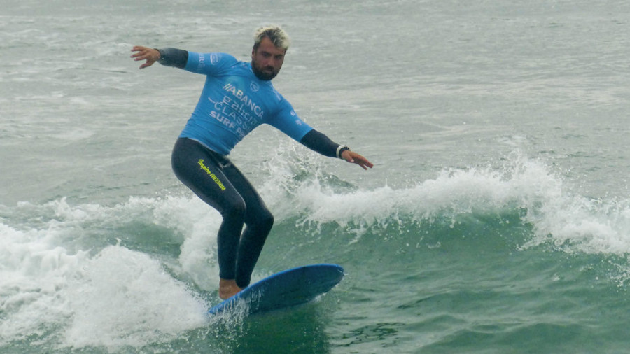 Isa Gundín y Miguel Pérez Moneo estarán en el Abanca Galicia Surf Pro