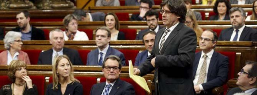 Puigdemont aplicará la declaración independentista pactada por JxSí y CUP