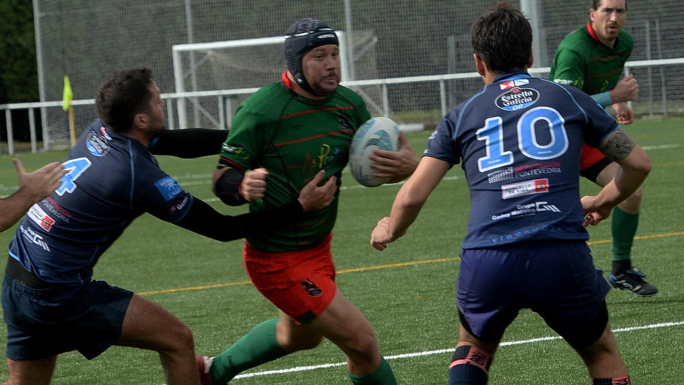 El Rugby Ferrol se hace más
fuerte a costa de Os Ingleses