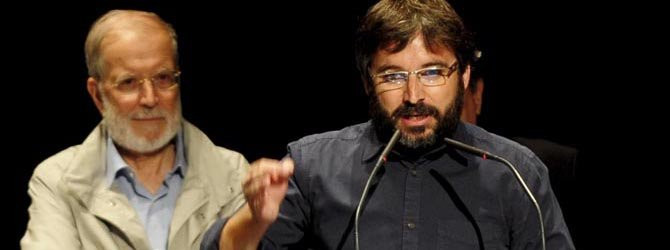 Jordi Évole invita a los periodistas a rebelarse y “poner las orejas a lo que está  pasando en la calle”