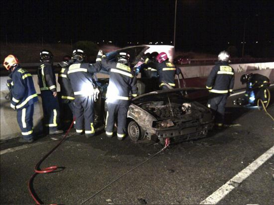 Trece personas mueren en las carreteras el fin de semana