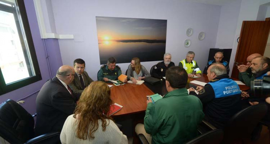 Valdoviño acuerda diseñar un dispositivo de seguridad en la costa para fenómenos adversos