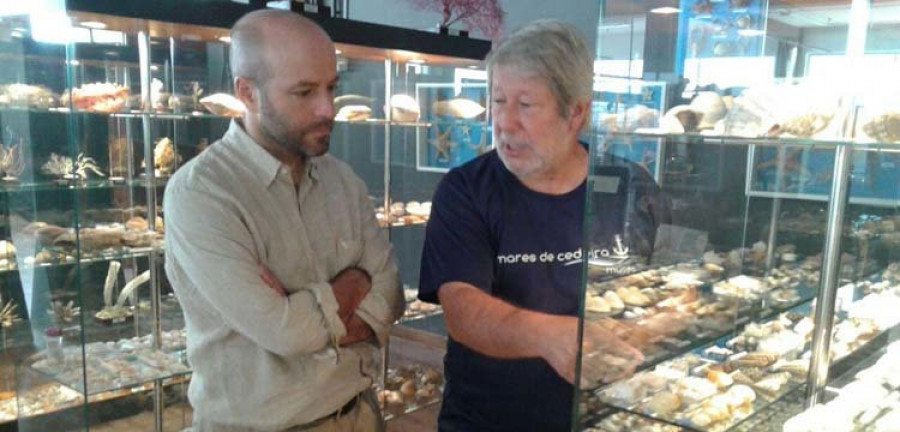 Luis Villares mostró su apoyo a las gentes del mar en una visita a Cedeira