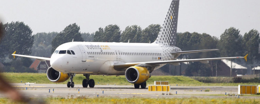 Fomento exige a Vueling que no se relaje y que mejore su web para facilitar las reclamaciones