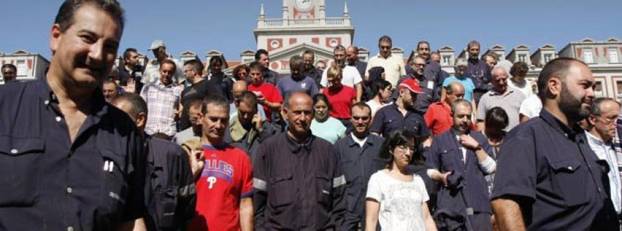 El desvío de bloques del flotel a Cádiz provoca indignación en los astilleros