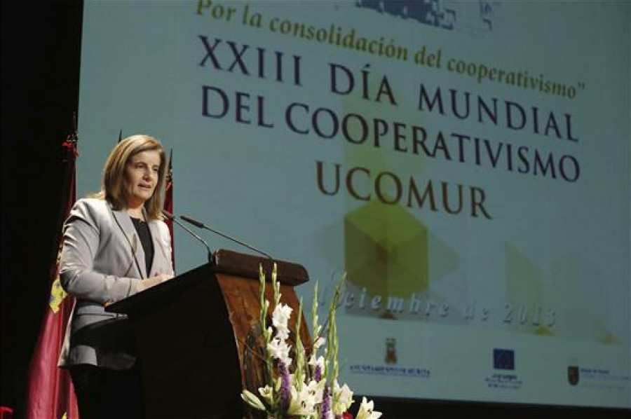 Báñez se compromete a impulsar los valores del cooperativismo desde la escuela