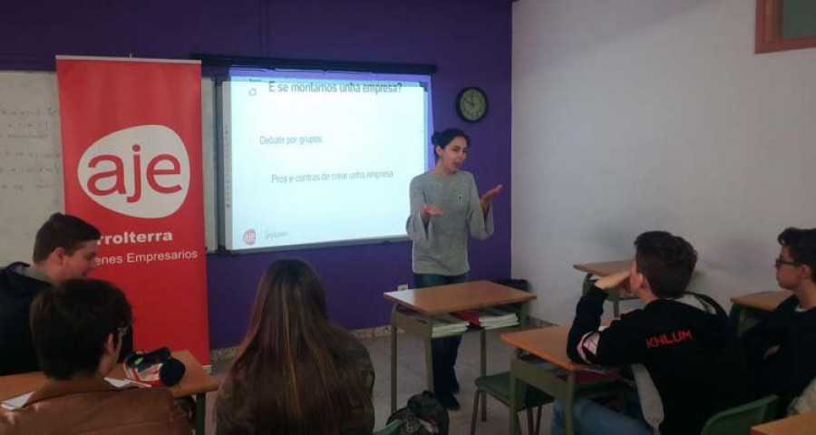 AJE recupera la esencia de FIMO para los premios “Emprende Xove”