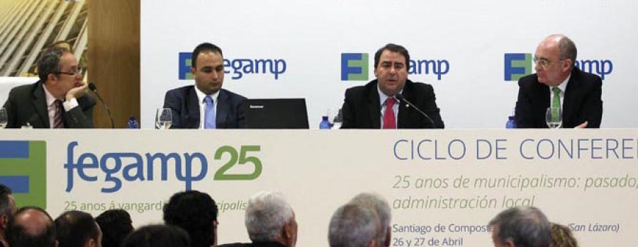 Carlos Negreira expone las ventajas del proyecto coruñés de Smart City