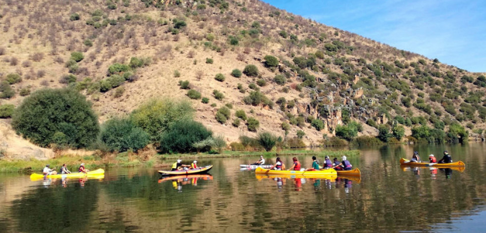 En kayak por el río Coa para descubrir el arte ibérico más ancestral