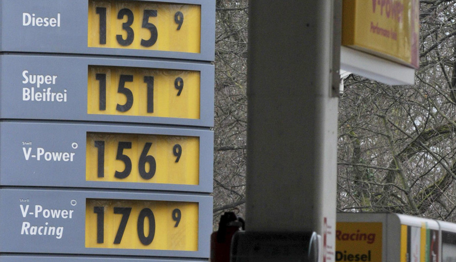 Las potencias petroleras negocian un recorte récord con el objetivo de impulsar los precios