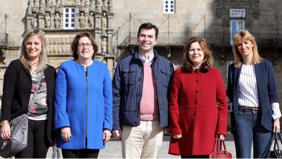 Caballero quita hierro a la polémica de las listas del PSdeG y zanja el debate