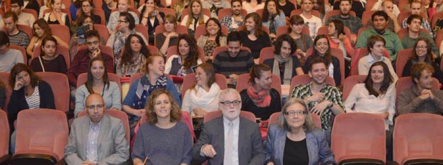 Solo una decena de los 275 jóvenes de intercambio y Erasmus de la UDC optan por el campus de Ferrol