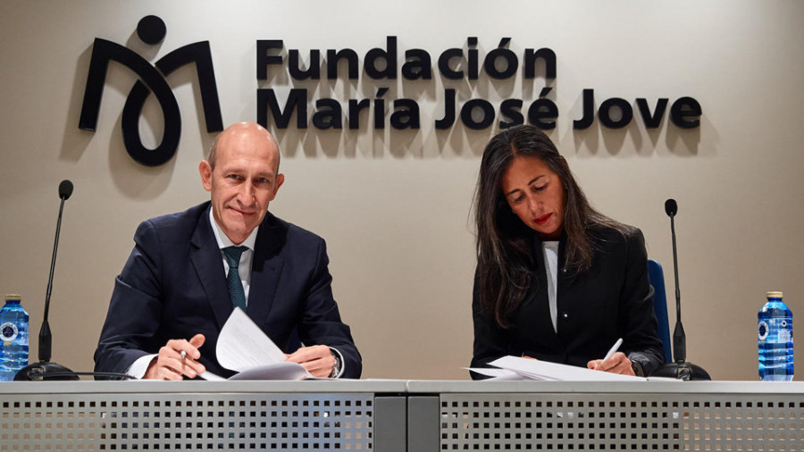 Ferrovial y la Fundación María José Jove formarán a docentes de la zona