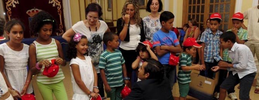 Ocho familias toman parte en el programa Vacaciones en Paz