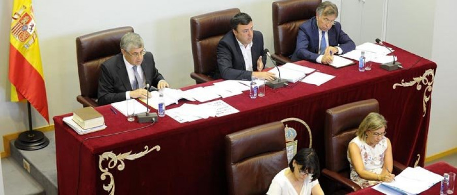 El pleno provincial aprueba obras en viales de As Pontes y San Sadurniño