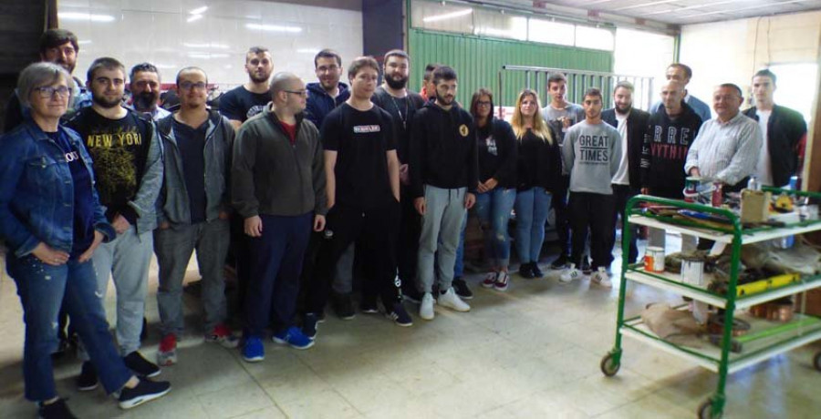 Un total de 16 alumnos inician en Fene el curso de tubería industrial