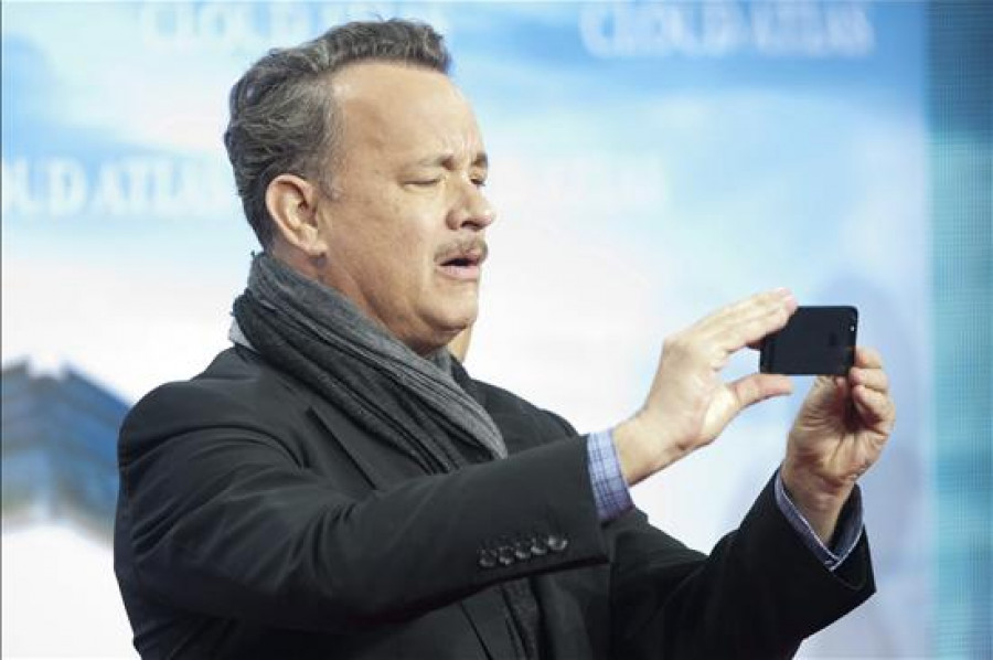 Tom Hanks vuelve al mar y a sonar a Óscar con "Captain Phillips"