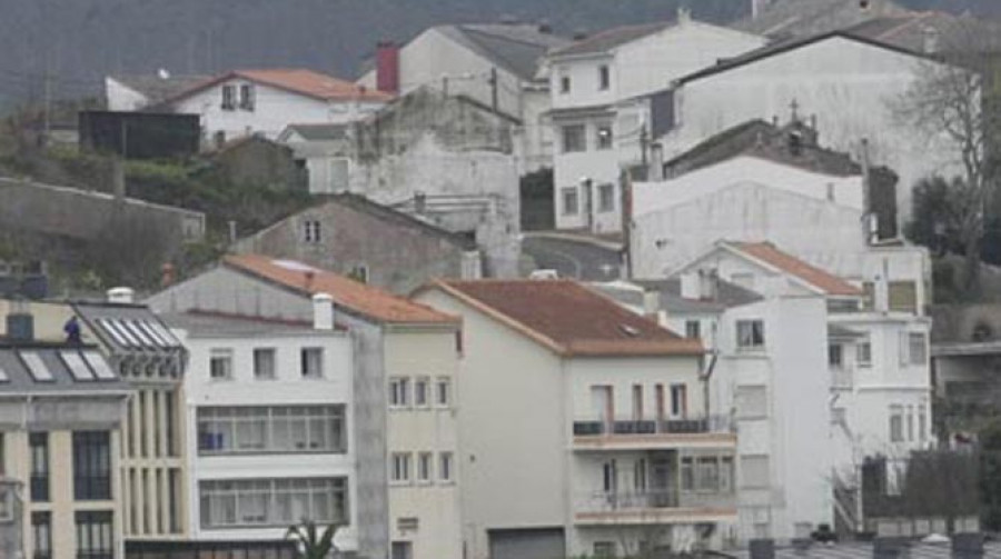 ORTIGUEIRA-Entregan el documento de inicio del PXOM a la Xunta para su evaluación ambiental