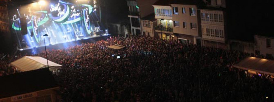 A orquestra Panorama despediu as festas de Ferrol