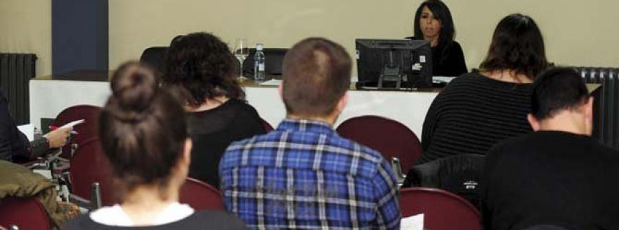 Más de 130 alumnos asisten al curso sobre violencia de género que ayer comenzó en la UNED