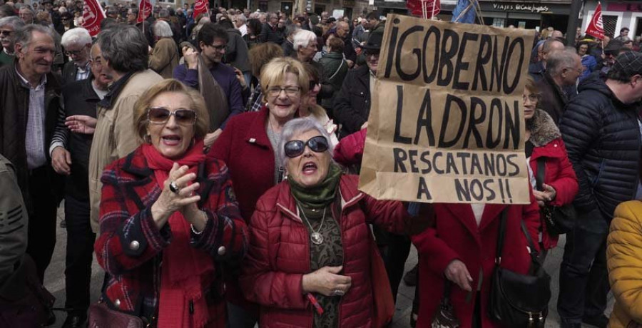 Los pensionistas salen a la calle para reclamar una mayor subida de las rentas