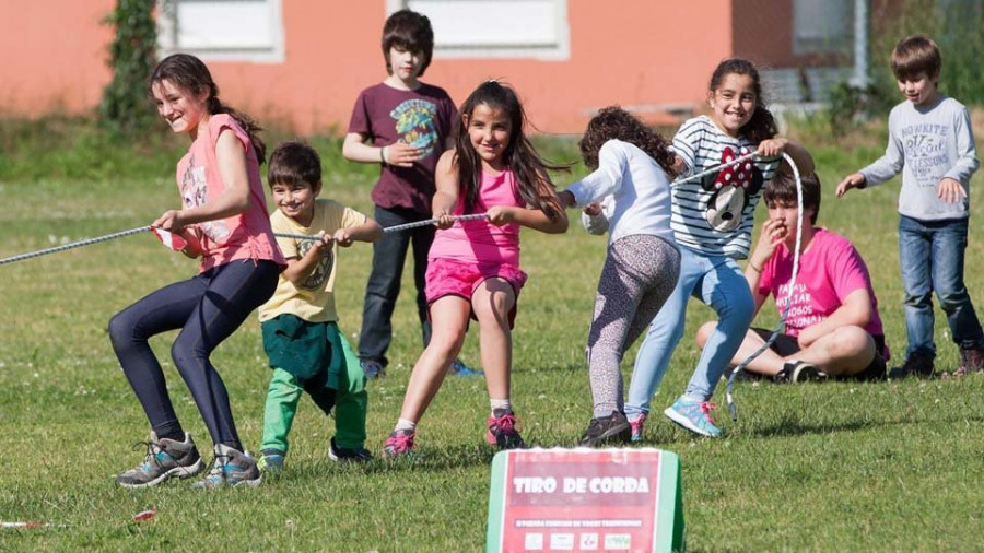 San Sadurniño acoge el encuentro escolar de juegos tradicionales