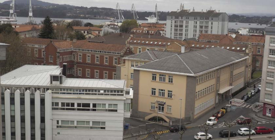 Un programa de visitas guiadas dará a conocer la historia y pormenores del campus de Ferrol