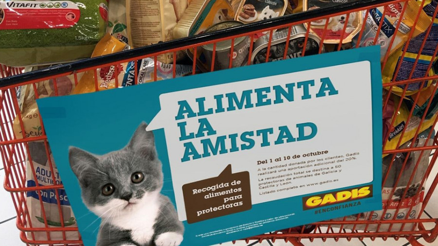 Gadis apoya a medio centenar protectoras con una campaña de recogida de alimentos