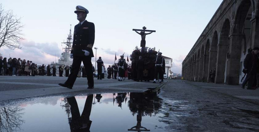 El Miércoles Santo abarrota las calles con sus cinco procesiones