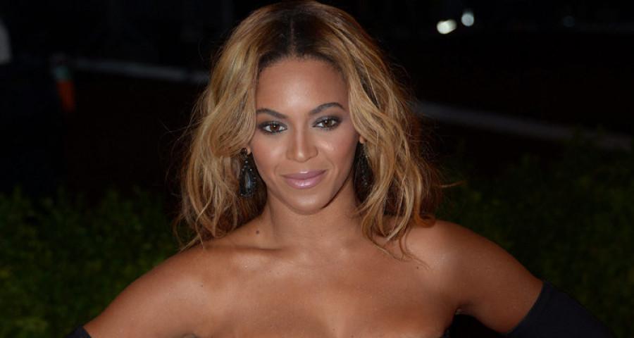 Beyoncé desata las críticas tras publicar una fotografía bebiendo