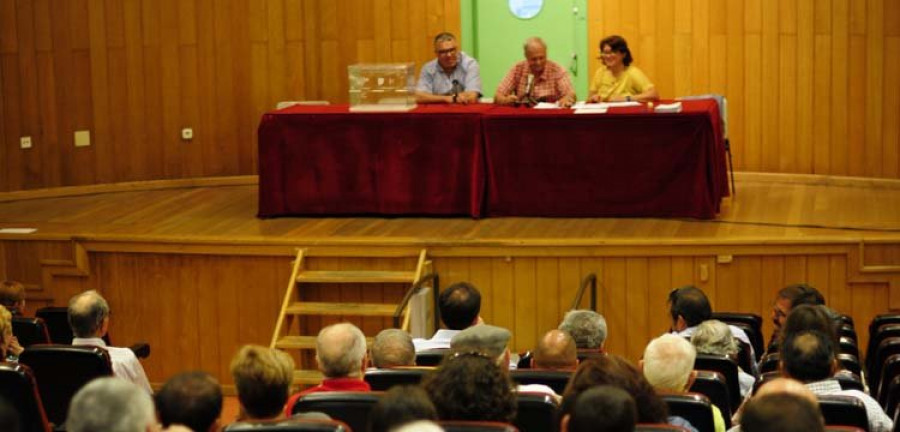 El PSOE local y el comarcal reclaman que se rectifique en la confección de la lista provincial