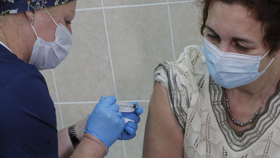 El Gobierno ruso patenta su segunda vacuna contra el coronavirus
